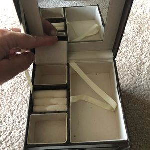 Traveling Jewelry Box